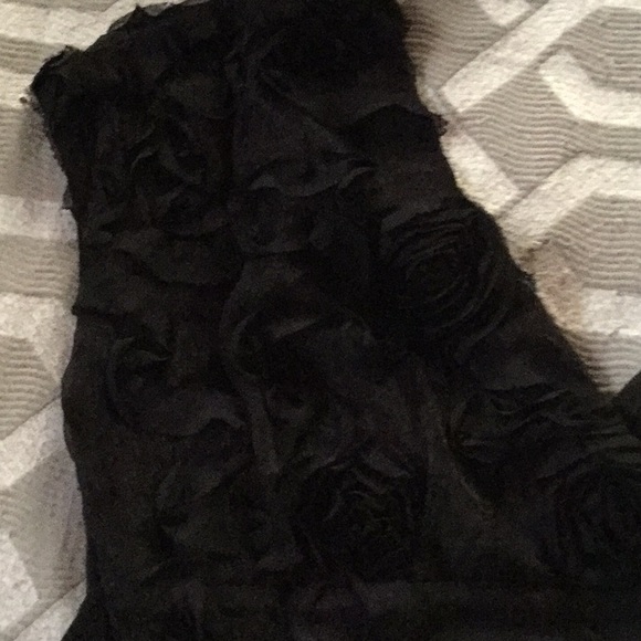 Dress - Picture 3 of 5